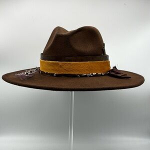 “Key Holder” by The Chapeauholic